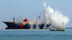 Trung Quốc trên Biển Đông : phản ứng của Việt Nam và Indonesia