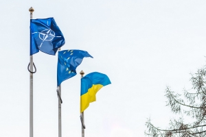 EU và NATO cần mở cửa ngay cho Ukraine