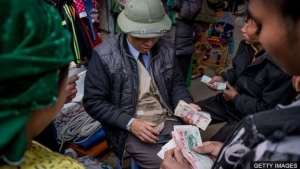 Lưu hành đồng tiền Trung Quốc ở Việt Nam &#039;có vi hiến&#039; ?