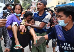 Chống đảo chính : hàng chục người bị cảnh sát Miến bắn chết
