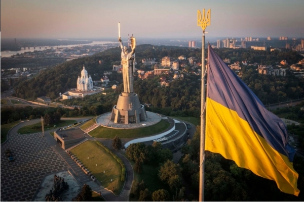 Điểm báo Pháp - Nga vẫn đòi Ukraine đầu hàng