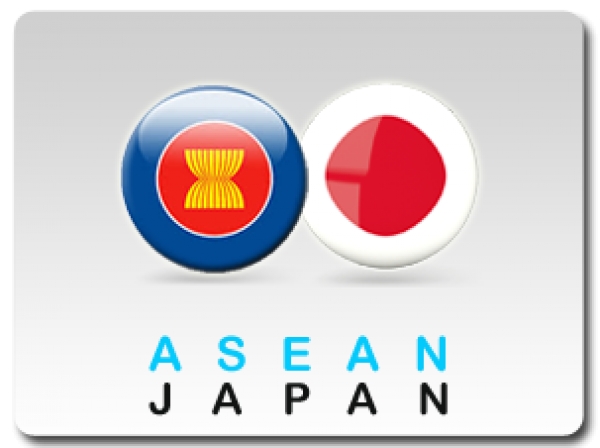 Nhật và ASEAN hợp tác tài chính và tuần tra Biển Đông