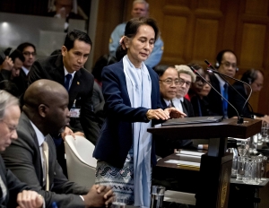 Người Rohingya : Aung San Suu Kyi bác bỏ cáo buộc diệt chủng