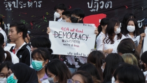 Thái Lan đã tiêu diệt phong trào dân chủ ra sao ?