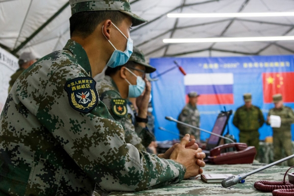 Putin khoe tên lửa siêu thanh, Tập gửi quân sang Nga tập trận chung