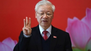 Bao nhiêu tuổi là quá già để lãnh đạo đảng cộng sản Việt Nam ?