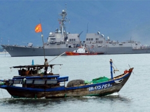 Biển Đông : Có ngoại lực, thiếu đoàn kết, Việt Nam - ASEAN vẫn bị Trung Quốc ép