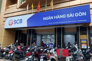 Truy nã lãnh đạo SCB, dân phản đối cảng Long Sơn, quỹ Covid-19