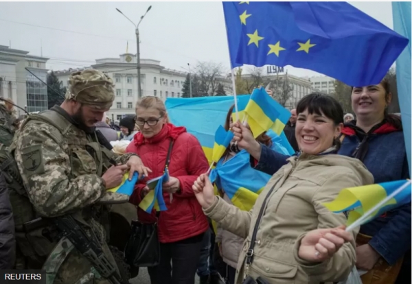 Chiến trận Ukraine : Thế giới lên án Nga, Kiev tiếp thu Kherson