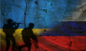 Nga vs Ukraine : Moskva khốn đốn tài chánh, Kiev được hỗ trợ mạnh