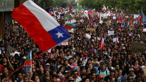 Một năm của các cuộc biểu tình : Từ Chile qua Lebanon đến Hong Kong