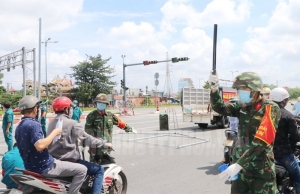 Sợ nổi loạn : Quân đội vào Sài Gòn, Thành ủy mất quyền lãnh đạo ?