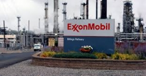 Exxon đầu tư điện khí LNG và gặp khó khăn ngoài khơi Biển Đông