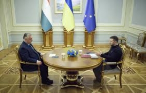 Điểm báo Pháp - Thủ tướng Hungary đến thăm Ukraine