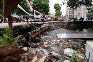 Tân Sơn Nhất ngập nước, chôn trộm rác thải