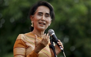 Aung San Suu Kyi, cuộc đấu khó khăn giữa lòng quân phiệt