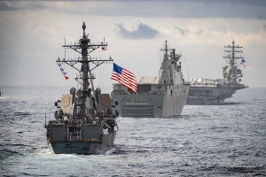 Hoa Kỳ và Trung Quốc tăng cường hiện diện trên Biển Đông