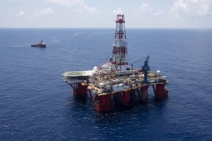 Rosneft hủy hợp đồng khai thác dầu khí vì sợ hay không có lợi ?