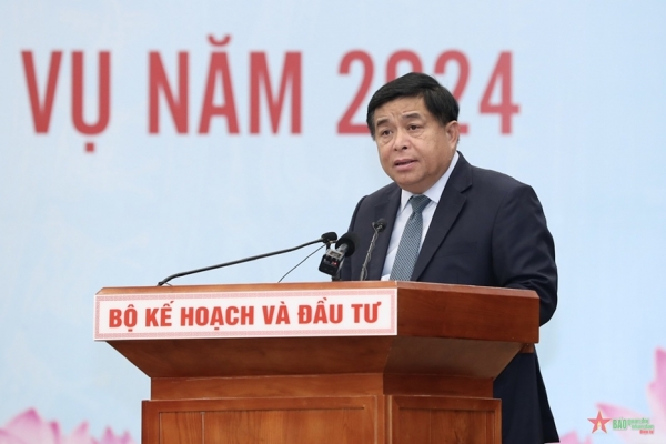 Kinh tế Việt Nam nhiều khó khăn hơn thuận lợi trong năm 2024