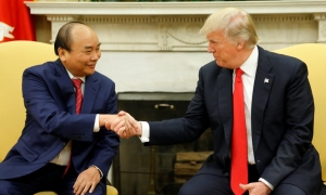 Người Việt mong đợi gì từ chuyến thăm chính thức của ông Trump ?