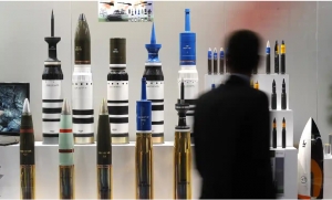 SIPRI : Thị trường vũ khí tăng chậm trong năm 2021