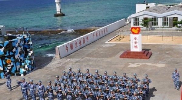 Biển Đông : Trung Quốc làm tới, Philippines và Anh phản ứng