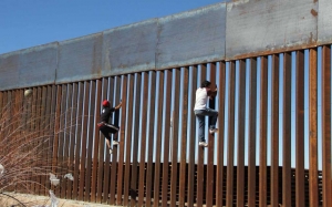 Tường rào biên giới : Dấu hiệu sợ hãi khủng bố và làn sóng di dân