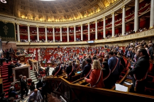 Điểm báo Pháp - Giải tán Quốc hội Pháp