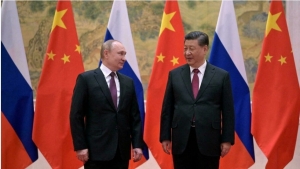 Quan hệ Nga-Trung : Bề ngoài hữu nghị, bên trong nghi kỵ