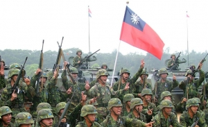 Mỹ tập trận với Đài Loan, lãnh đạo Hồng Kông vào sổ đen