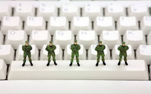 Lực lượng 47, virus máy tính, du lịch giảm, tham nhũng Thái Bình