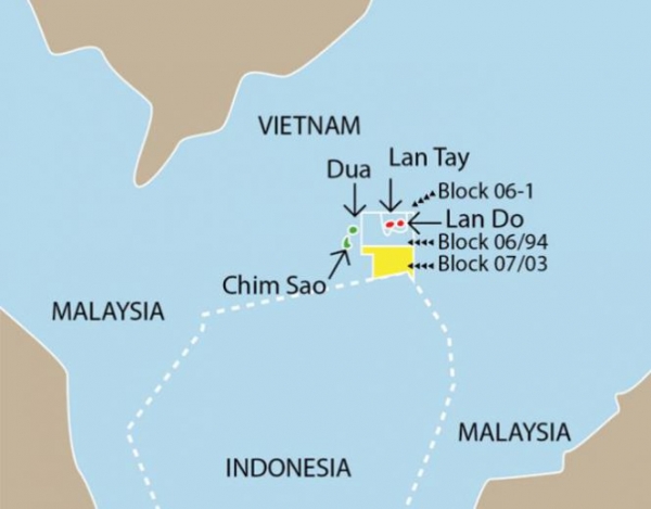 Biển Đông : Làm rõ tin Việt Nam phải dừng khoan&#039;