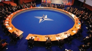 Khối NATO quậy mạnh hơn