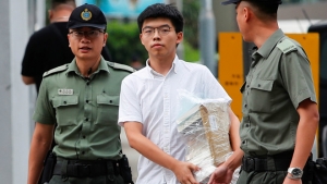 Cuộc đấu tranh của giới trẻ Hongkong tiếp tục với Joshua Wong
