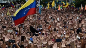 Thiên hạ luận gì về Venezuela ?