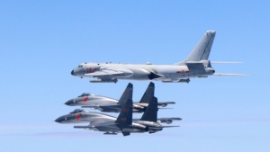 Đối đầu quân sự trên Biển Đông : Trung Quốc đã đủ sức hay chỉ muốn hù dọa ?