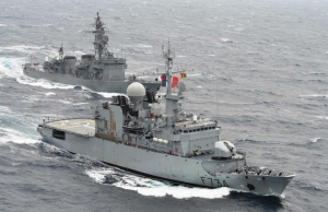 Trung Quốc lại hờn giỗi vì tàu chiến Châu Âu tập trận với Nhật Bản
