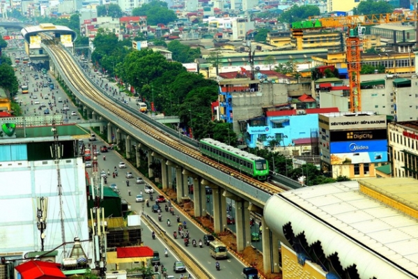 Chống tham nhũng, chống dịch tả lợn, tàu điện Cát Linh-Hà Đông