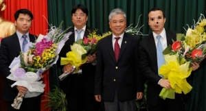 Ai bảo kê Phó thống đốc Đặng Thanh Bình ?