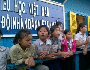 Số phận người Việt ở Nam Hàn và Campuchia