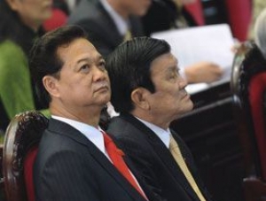 Ôn cố tri tân chuyện đấu đá nội bộ Đảng cộng sản Việt Nam