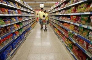Điểm báo Pháp - Chiến tranh thương mại : người tiêu dùng gánh hậu quả