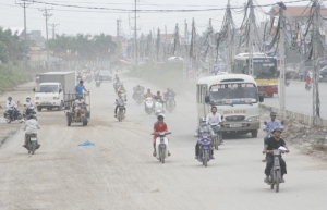 Việt Nam đối mặt với an toàn thực phẩm và ô nhiễm không khí