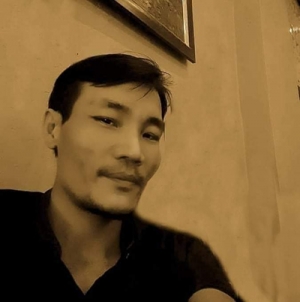 Nhà thơ Thái Hạo bị chặn đánh trên đường đi nhận giải Văn Việt
