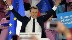 Điểm tin báo chí Pháp - Người làm &quot;nổ tung&quot; hệ thống chính trị Pháp