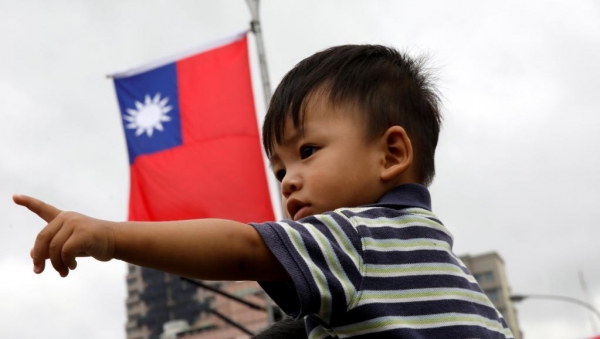 Cấm treo cờ Đài Loan : Phnom Penh vâng lệnh Bắc Kinh