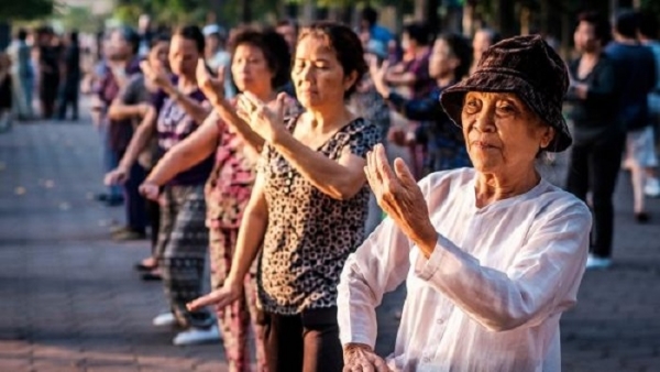 Lão hóa dân số có thể gây tác hại đến phát triển kinh tế của Việt Nam