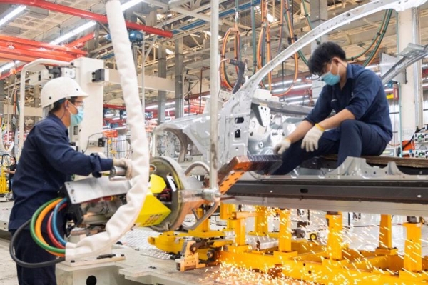 Kinh tế Việt Nam lâm nguy : ngành sản xuất nào cũng suy giảm