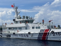 Tàu Trung Quốc quấy rối tàu Philippines trong vùng EEZ của Manila
