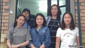 Nỗi nhiêu khê của những bà vợ tù nhân chính trị ở Việt Nam